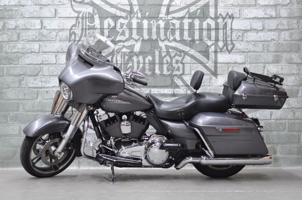2015 Harley-Davidson Street Glide Special FLHXS
