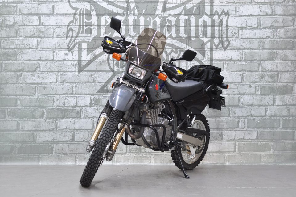 thumbnail image 2 of OEM Suzuki DR650SE Black Side Frame Covers - Left & Right, 1996-2020, 47211-32E10-019 2 of 5