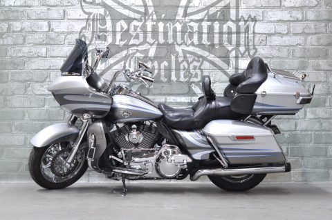 2016 Harley-Davidson Road Glide Ultra CVO FLTRUSE
