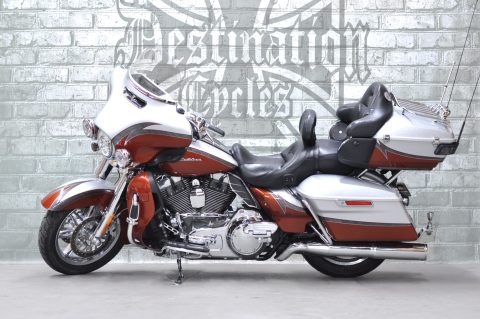 2014 Harley-Davidson CVO Ultra Limited w/ Bushtec Roadstar Trailer