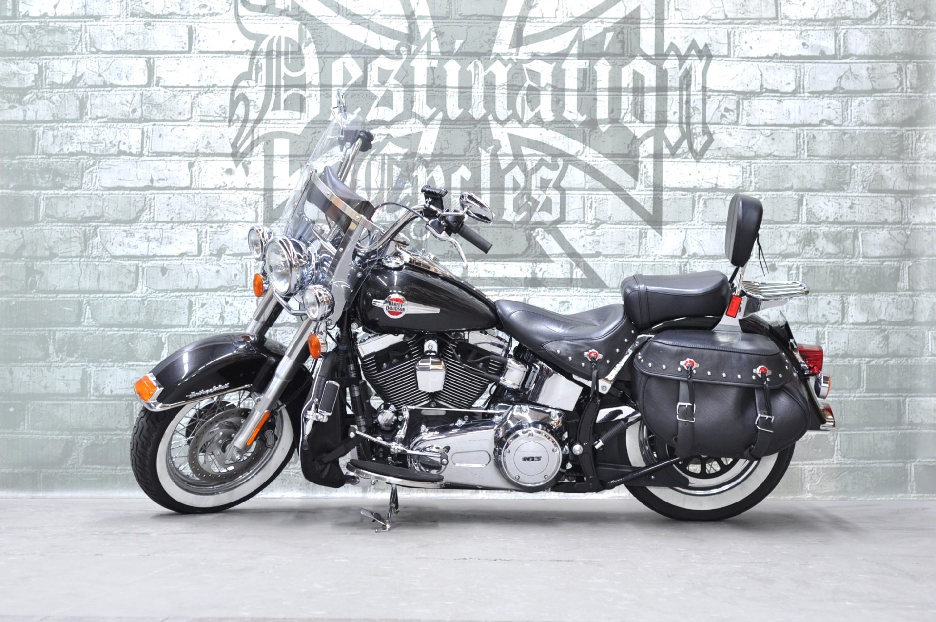 2017 Harley-Davidson Heritage Softail Classic FLSTC