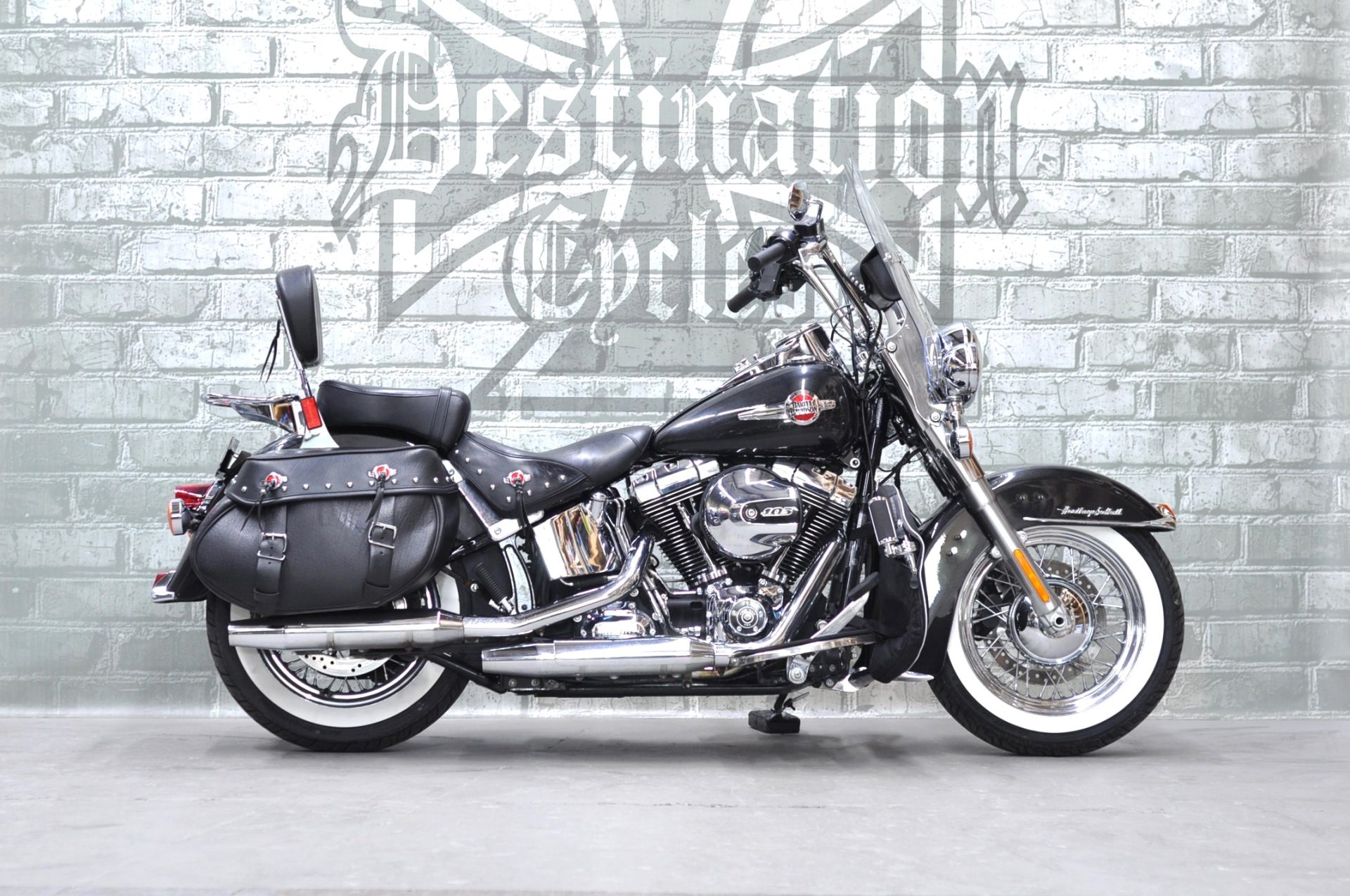 2017 Harley-Davidson Heritage Softail Classic FLSTC