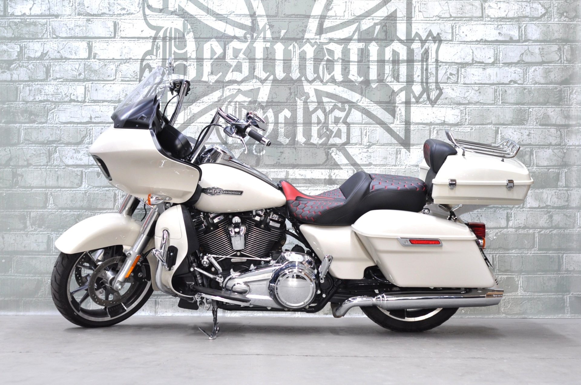 2022 Harley-Davidson Road Glide FLTRX