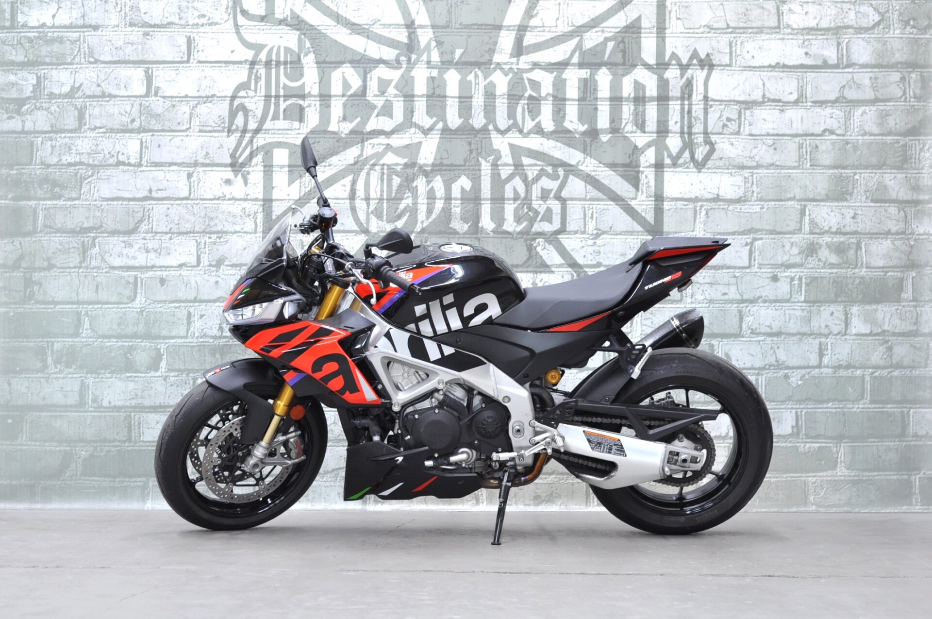 2023 Aprilia Tuono V4 1100 Factory