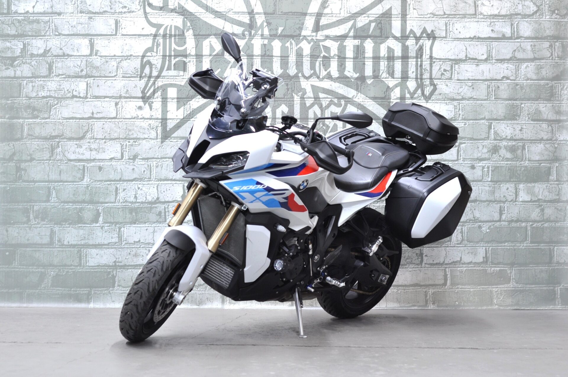 2022 BMW S1000XR