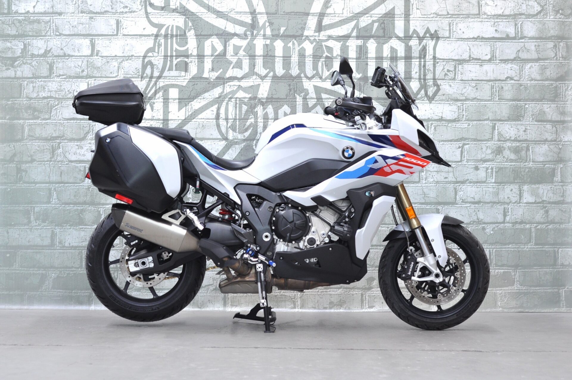 2022 BMW S1000XR