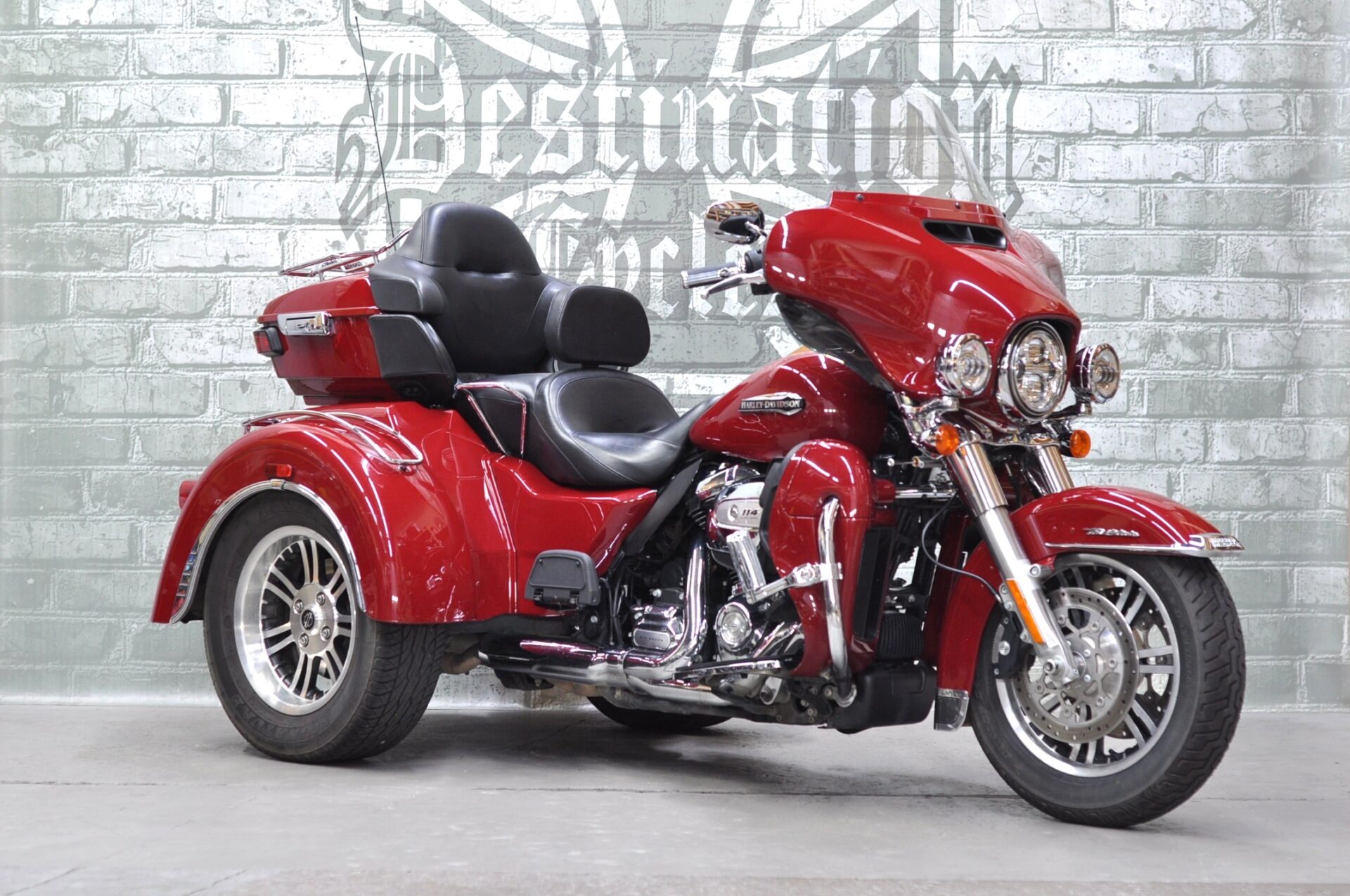 2021 Harley-Davidson Tri-Glide Ultra FLHTCUTG