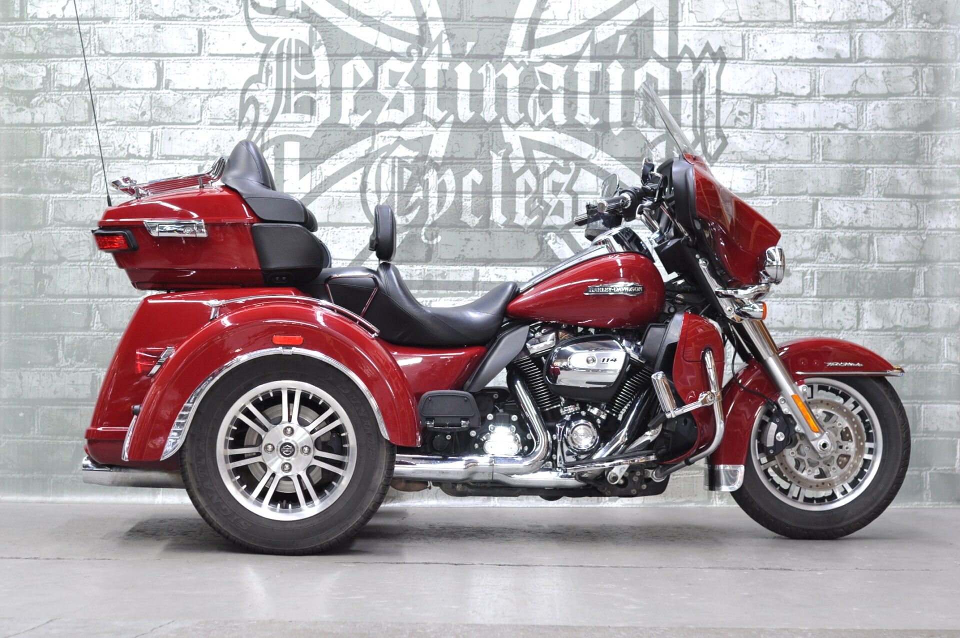 2021 Harley-Davidson Tri-Glide Ultra FLHTCUTG