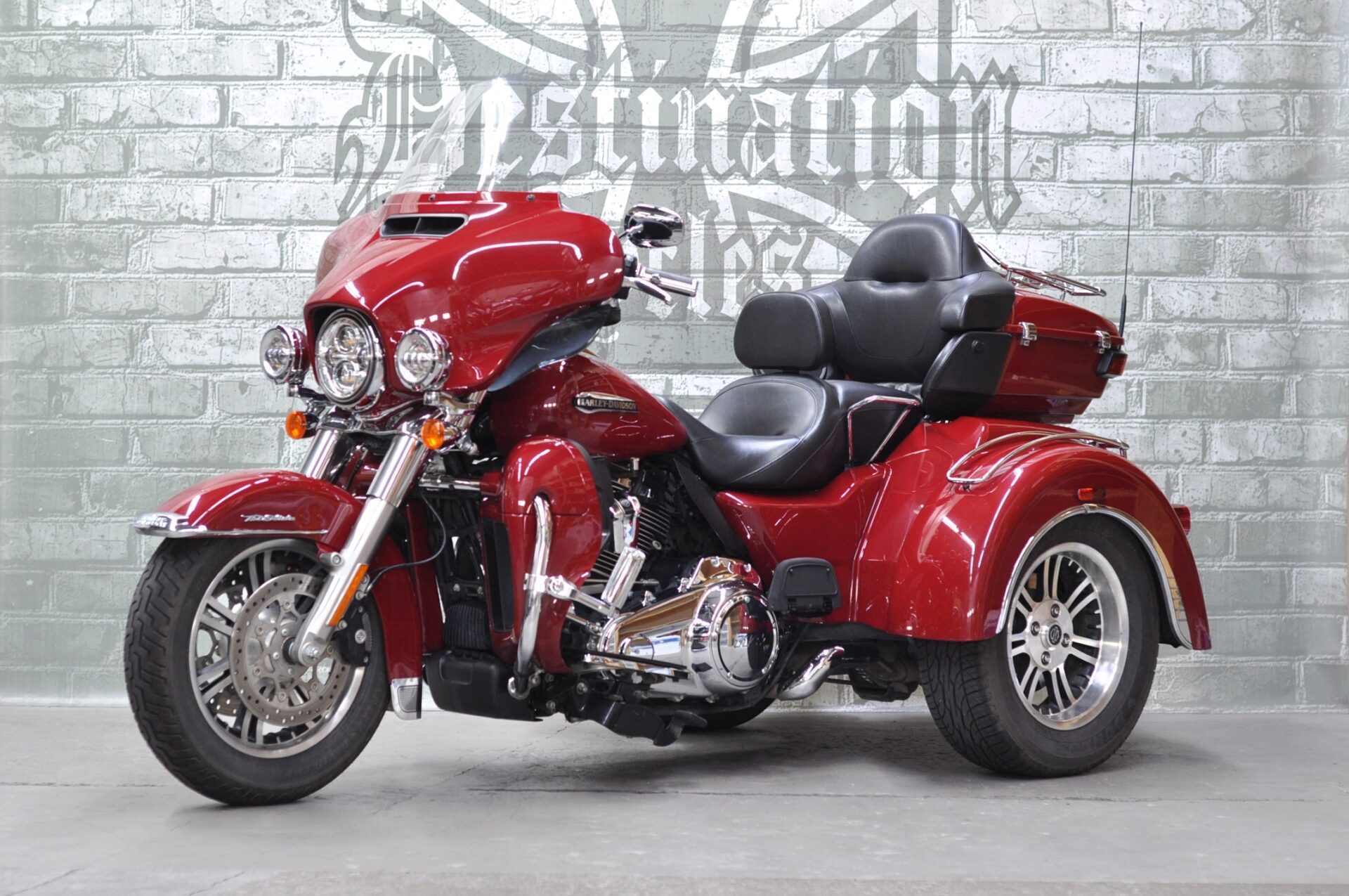 2021 Harley-Davidson Tri-Glide Ultra FLHTCUTG