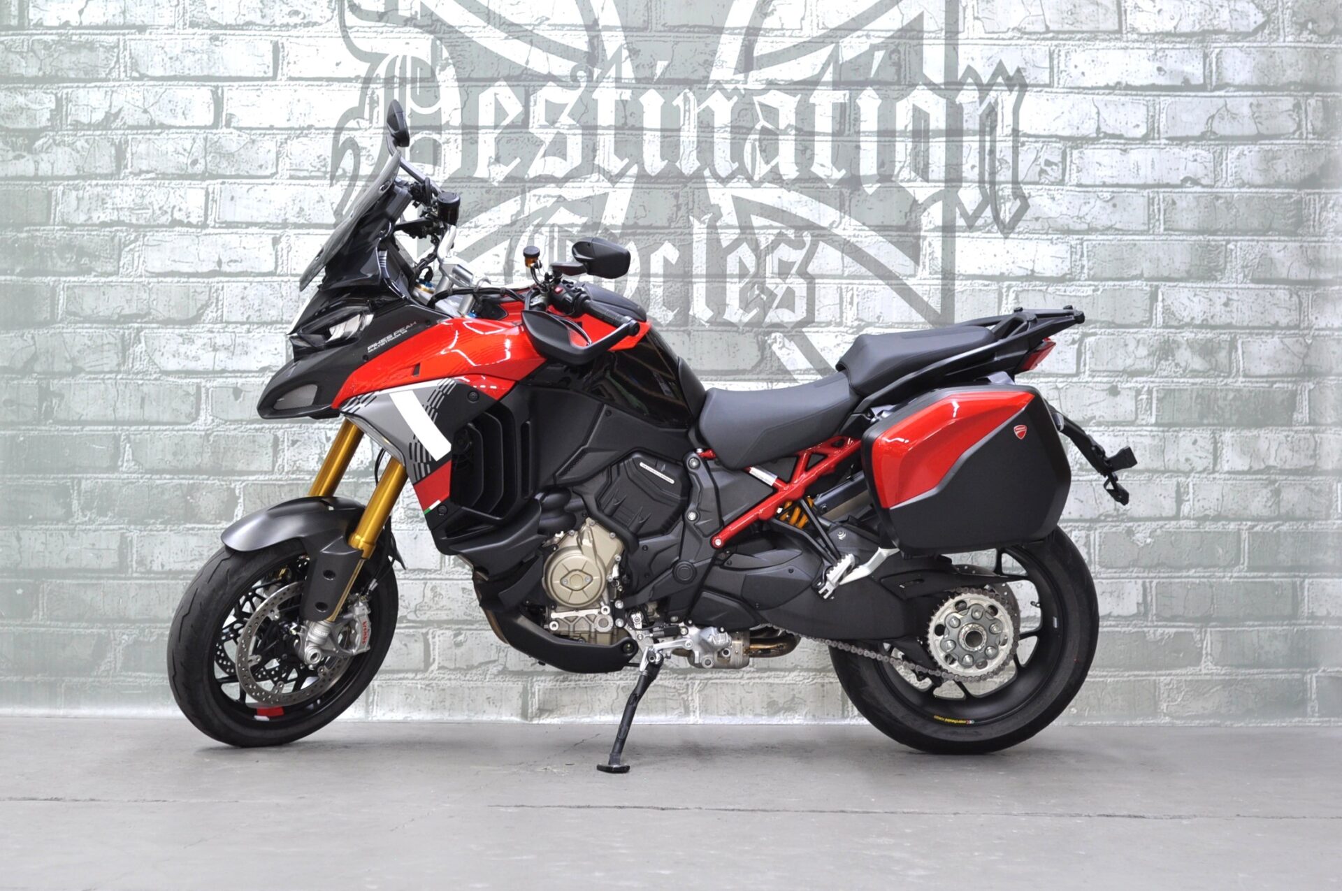 2025 Ducati Multistrada V4 Pikes Peak