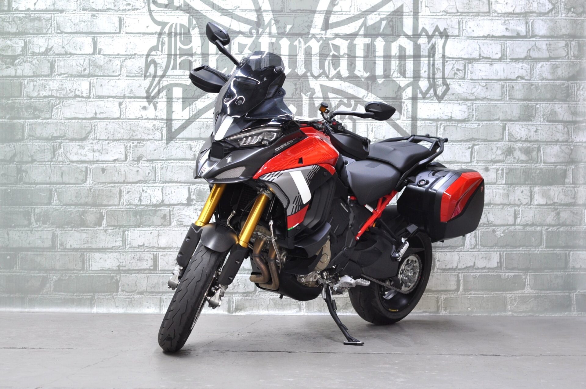 2025 Ducati Multistrada V4 Pikes Peak
