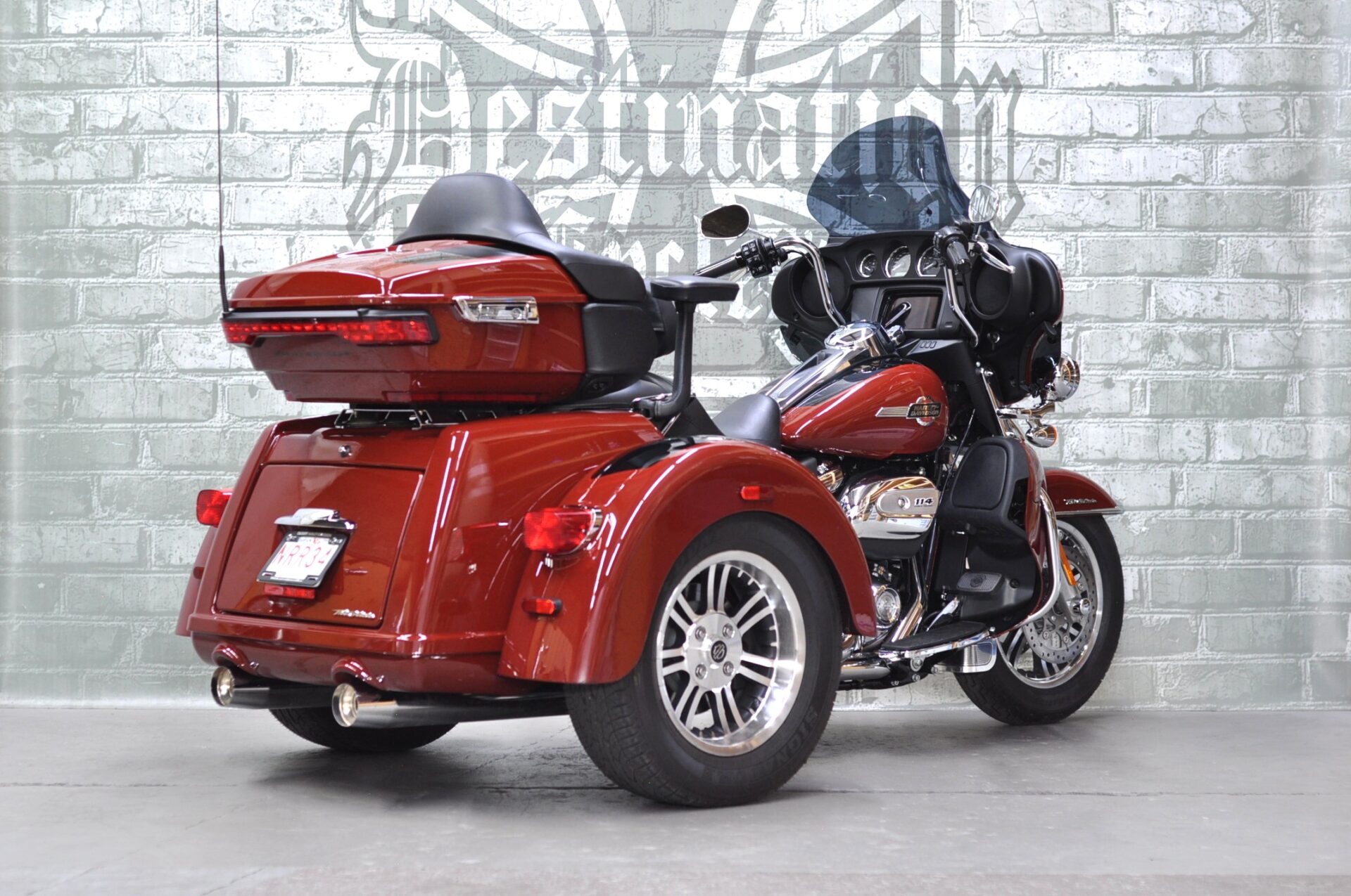 2024 Harley-Davidson Tri-Glide Ultra FLHTCUTG